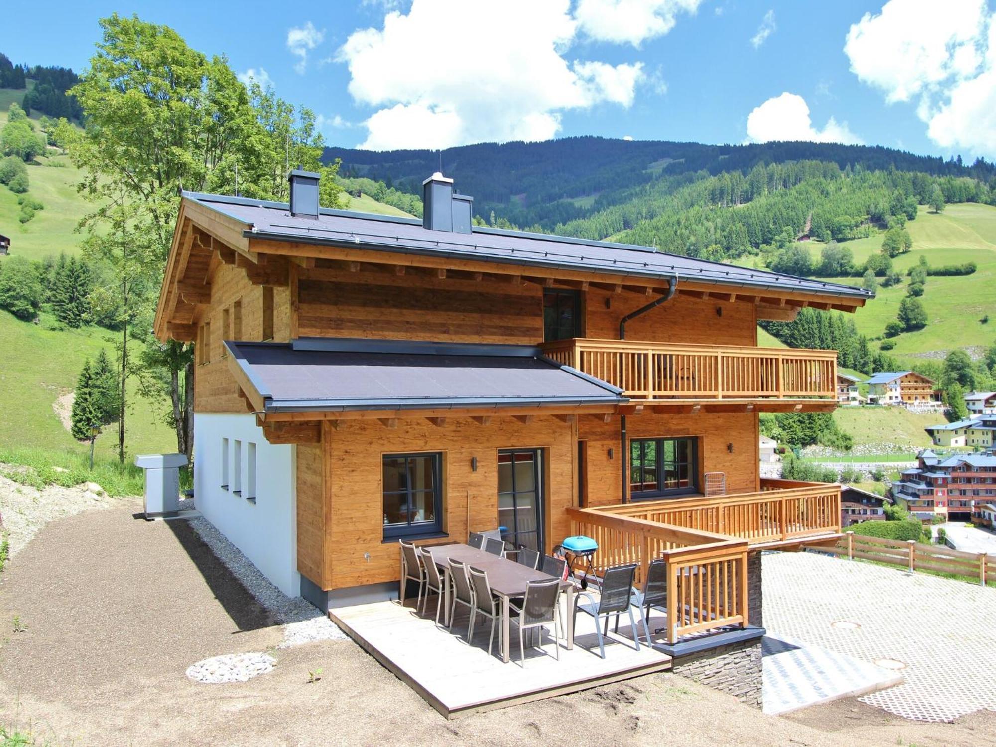 Modern Chalet With Sauna Near Ski Area In Saalbach Hinterglemm Salzburgerland Exterior foto